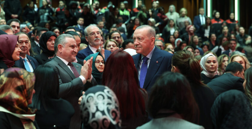Cumhurbaşkanı Erdoğan: “Kadın Ailenin de Sosyal Hayatın da Kilit Taşıdır”