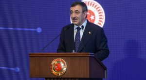 Cevdet Yılmaz’dan İstihdam Açıklaması: 2028 Hedefi Yüzde 7,8 İşsizlik