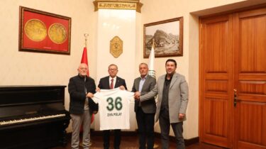 Kars36 Spor Kulübü yönetiminden Vali Polat’a ziyaret