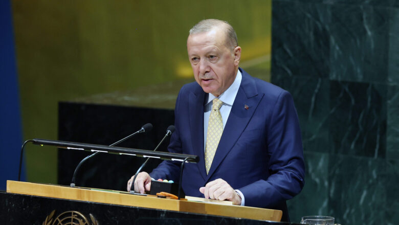 Erdoğan’dan İran Lideri Hamaney İçin Taziye Mesajı