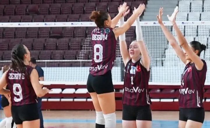  arsaVev Hatay Voleybol, Deplasmanda Galibiyetle Döndü
