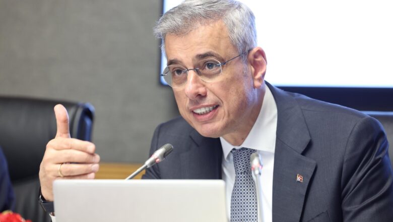  Sağlık Bakanı Memişoğlu: Çocuklarımızın Risklerden Uzak Tutulduğu Bir Toplum İçin Çalışıyoruz