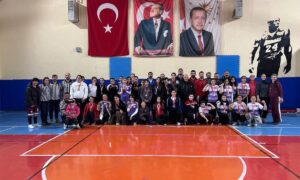 Kars’ta Okul Sporları Bilek Güreşi İl Müsabakaları Tamamlandı