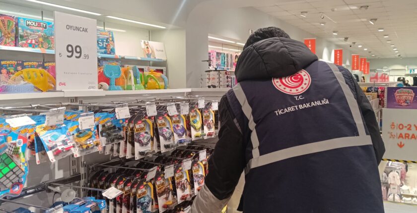 Yalova Valiliği Tarafından Marketlere Sıkı Denetim Uygulandı