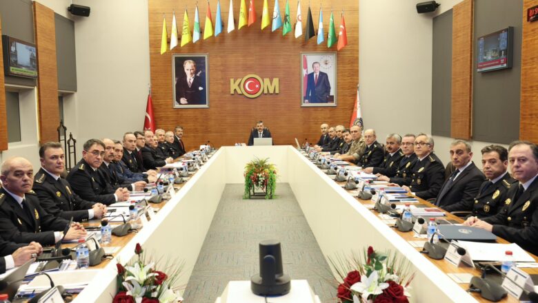  İçişleri Bakanı Çiftçi KOM Başkanlığını Ziyaret Etti