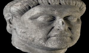 Smyrna Antik Kenti Kökenli Heykel Başı ABD’den Türkiye’ye İade Edildi