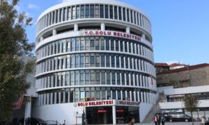 Bolu Belediyesi’nde Rüşvet Operasyonu Büyüyor: Tanju Özcan ve 3 İsim Hakkında Yeni Tutuklama Kararı