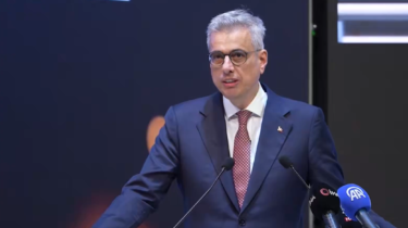 Sağlık Bakanı Memişoğlu: “Tıp Zihnin Olduğu Kadar Kalbin de Sanatıdır”