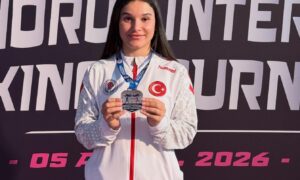 Milli Boksör Erivan Barut, Uluslararası Turnuvada Üçüncü Oldu