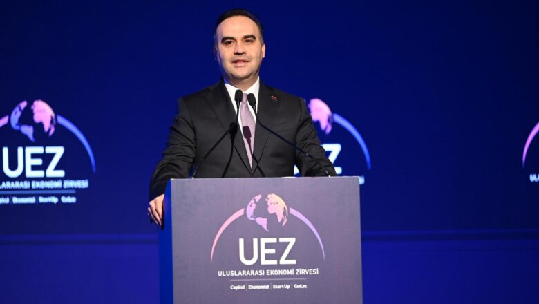  15. Uluslararası Ekonomi Zirvesi: Sanayi ve Teknoloji Bakanı Kacır’dan “Milli Teknoloji” Vurgusu