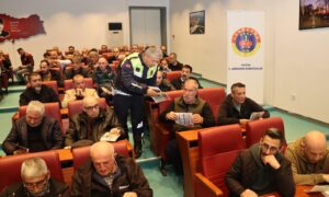 Yalova’da Ticari Taksi Şoförlerine Kapsamlı Trafik ve İletişim Eğitimi