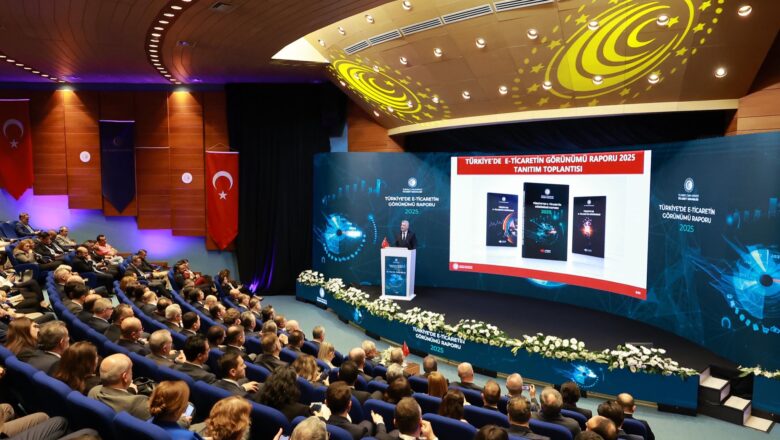  Türkiye’nin E-Ticaret Hacmi 4,5 Trilyon Lirayı Aşarak Rekor Kırdı