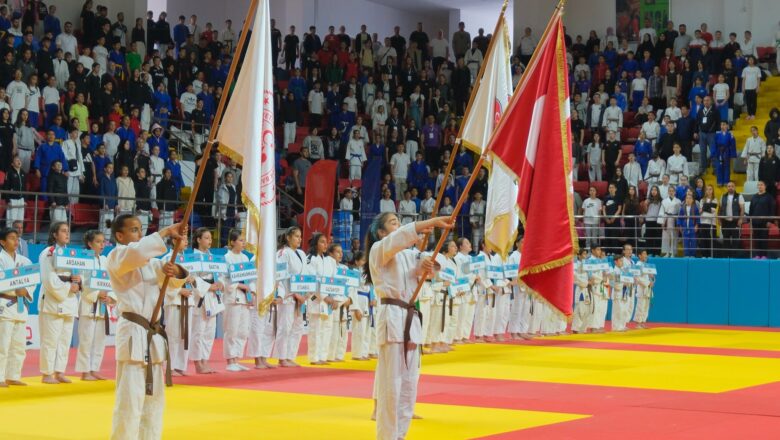  749. Türk Dil Bayramı Etkinlikleri Kapsamında Karaman’da Minikler Türkiye Judo Şampiyonası Başladı