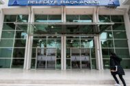 İzmir Büyükşehir Belediyesi Şirketi İzdoğa’da Yolsuzluk Operasyonu: Eski Üst Düzey Yöneticiler Gözaltında