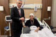 Sağlık Bakanı Kemal Memişoğlu’ndan Cumhurbaşkanı Başdanışmanı Saadet Oruç’a Hastane Ziyareti