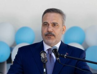 Dışişleri Bakanı Hakan Fidan Bulgaristan’da Mezuniyet Törenine Katıldı