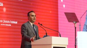 Sanayi ve Teknoloji Bakanı Mehmet Fatih Kacır Gaziantep’te Şölen Çikolata’nın Yeni Üretim Tesisini Açtı
