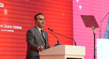 Sanayi ve Teknoloji Bakanı Mehmet Fatih Kacır Gaziantep’te Şölen Çikolata’nın Yeni Üretim Tesisini Açtı