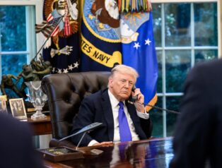 Netanyahu İle ABD Başkanı Trump Arasında Telefon Görüşmesi