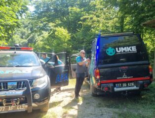 Yalova’da Şelale Mevkiinde Düşen Vatandaş Kurtarıldı