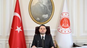 Adalet Bakanı Akın Gürlek: “Adaletin Terazisi Herkes İçin Eşittir, Mizah veya Fıkra Gerekçesi Kabul Edilemez”