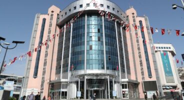 İzmit Belediyesi Soruşturmasında Belediye Başkanı Dahil 20 Kişi Tutuklandı