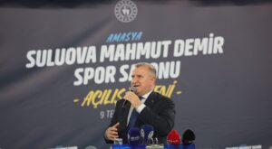 Bakan Bak: Türkiye Bir Spor Tesisi Devrimi Yaşamaktadır