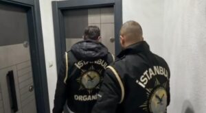 Suç Örgütlerine Bilgi Sızdıran Kamu Görevlilerine Operasyon: 24 Tutuklama