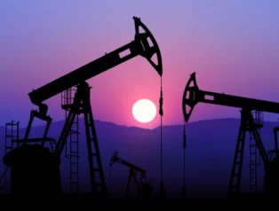 Brent Petrol Vadeli İşlemlerde 89,50 Dolar Seviyesine Yükseldi