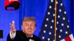 ABD Başkanı Trump Gelecek Seçimlerde Yeniden Aday Olacağını Açıkladı