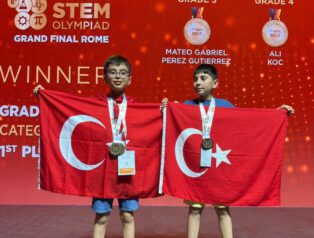 Türk Öğrencilerden İtalya’da Büyük Başarı: STEM’de Dünya Şampiyonu Oldular
