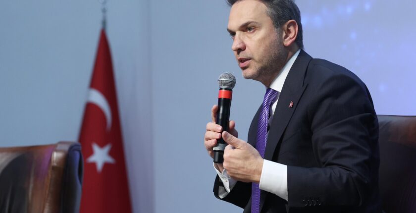 Bakan Bayraktar: Türkiye Küresel Enerji Denkleminde Söz Sahibi Bir Güce Dönüşüyor
