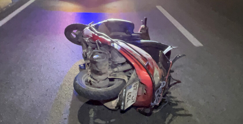 Antalya’da motosikleti devrilen genç hayatını kaybetti