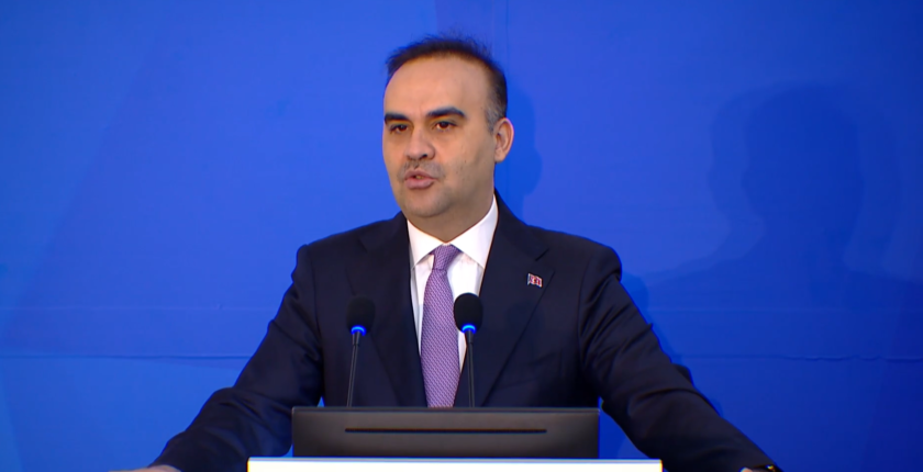 Bakan Kacır: Otomotiv Sektörümüz Türkiye Ekonomisine Yüksek Katma Değer Sağlıyor