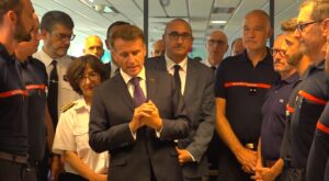 Macron: Yangınlar İkinci Dünya Savaşı’ndan Bu Yana En Ağır Tablo
