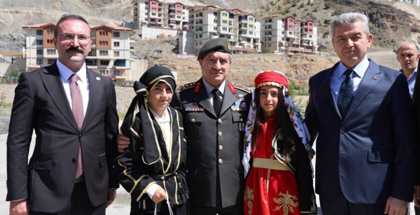 Genelkurmay Başkanı Orgeneral Bayraktaroğlu Memleketi Artvin’de