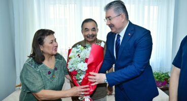 Vali Dr. Erdinç Yılmaz’dan Şehit Sözleşmeli Er Caner Ülüğ’ün Ailesine Taziye Ziyareti