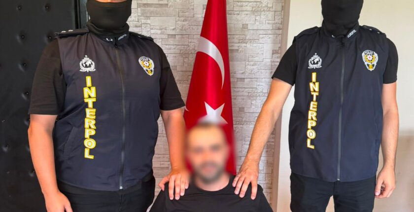 Gürcistan’da Yakalanan İki Organize Suç Örgütü Elebaşı Türkiye’ye İade Edildi