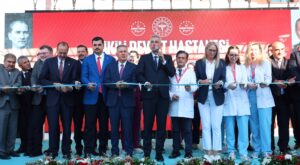 Bakan Memişoğlu İzmir’e İkinci Şehir Hastanesi Müjdesini Verdi