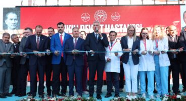 Bakan Memişoğlu İzmir’e İkinci Şehir Hastanesi Müjdesini Verdi
