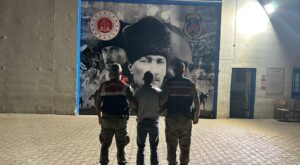 Diyarbakır’da 16 Yıl Hapis Cezası Bulunan Uyuşturucu Firarisi Yakalandı