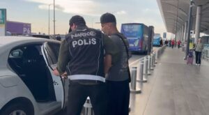 Manifest Grubunun Kurucusu Tolga Akış Tutuklama Talebiyle Hakimliğe Sevk Edildi