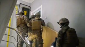 Şanlıurfa’da Deaş Operasyonunda 7 Zanlı Tutuklandı