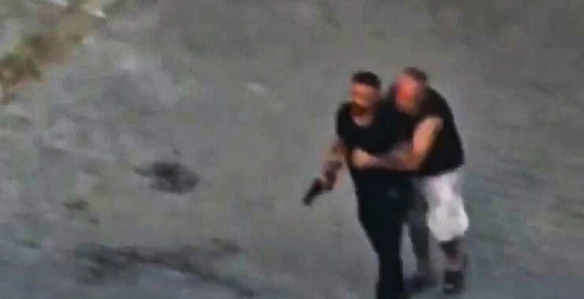 Adana’da Taziye Evinde Silahlı Kavga: O Anlar Kamerada