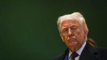 ABD Başkanı Trump’tan Umman’a Sert Hürmüz Boğazı Uyarısı