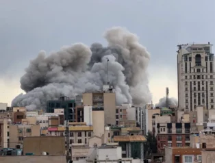 ABD ve İsrail İran’ın Enerji Altyapısını mı Vuracak? CBS’ten Saldırı İddiası