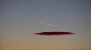 Pentagon’dan UFO ve UAP açıklaması: Yeni belgeler kamuoyuyla paylaşıldı