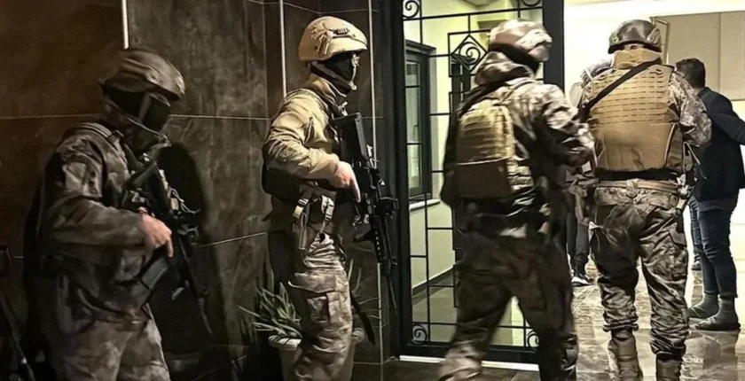 İstanbul’da “Ay Grubu” Suç Örgütüne Operasyon: 12 Şüpheli Gözaltında