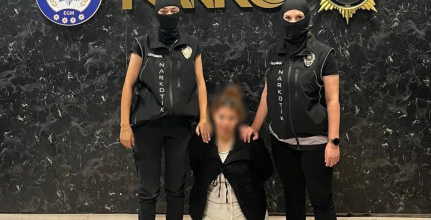 Fas Tarafından Kırmızı Bültenle Aranan Uyuşturucu Taciri Kadın İstanbul’da Yakalandı